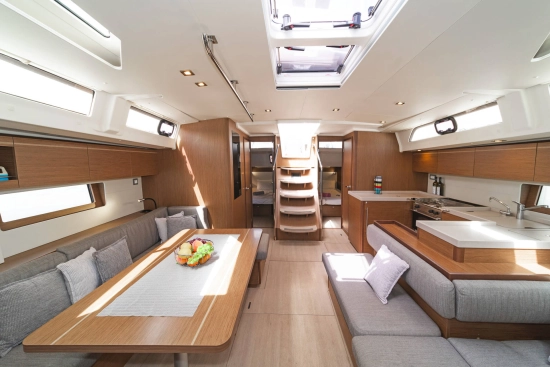 Beneteau Oceanis 51.1 usata in vendita