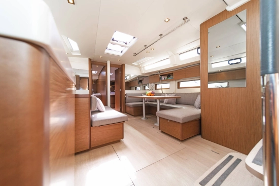 Beneteau Oceanis 51.1 usata in vendita