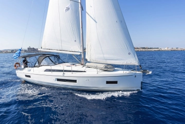 Beneteau Oceanis 40.1 usado à venda