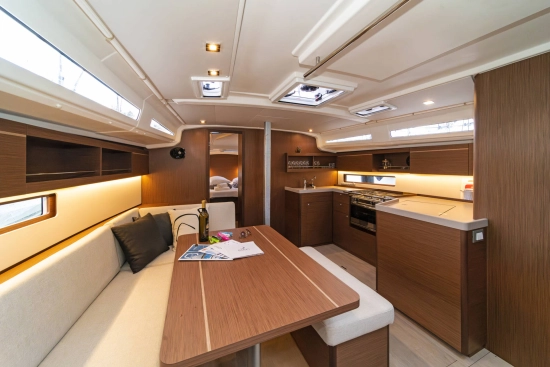 Beneteau Oceanis 40.1 usado à venda
