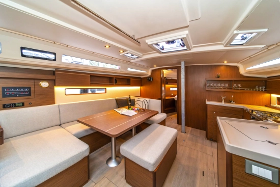Beneteau Oceanis 40.1 usado à venda