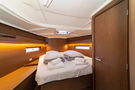 Beneteau Oceanis 40.1 usado à venda