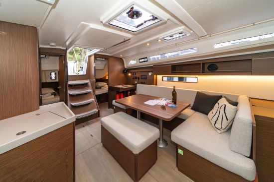 Beneteau Oceanis 40.1 usado à venda