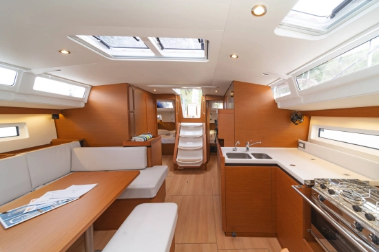 Jeanneau Sun Odyssey 490 usado à venda