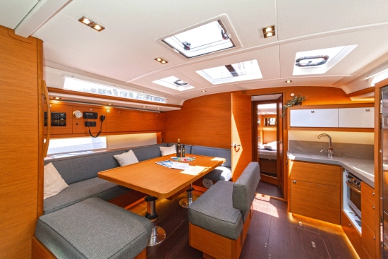 Dufour Yachts 470 usado à venda