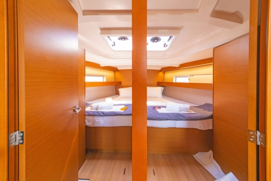 Jeanneau Sun Odyssey 440 usado à venda