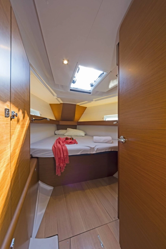 Jeanneau Sun Odyssey 419 usado à venda