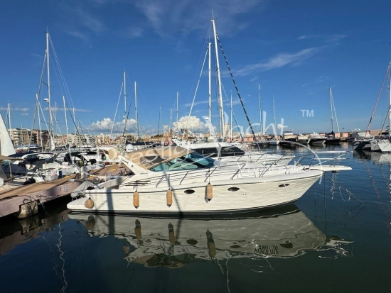 Uniesse 42 Open usado à venda