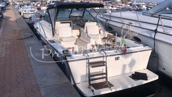 Tiara 2700 Open usado à venda