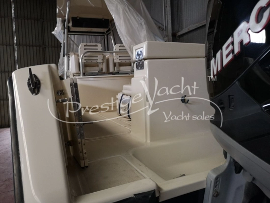 Pursuit 3480 CC usata in vendita
