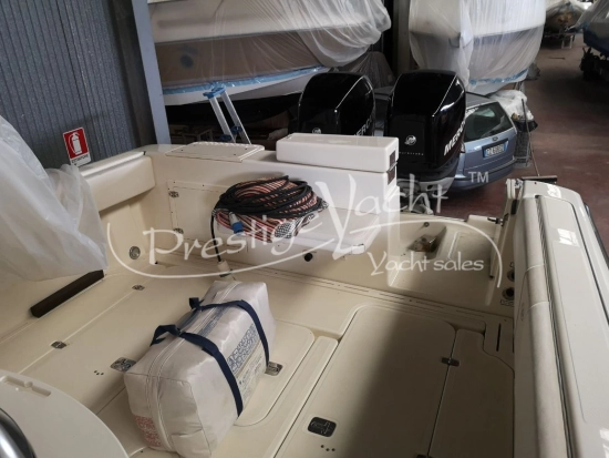 Pursuit 3480 CC usata in vendita