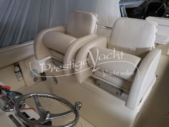 Pursuit 3480 CC usata in vendita
