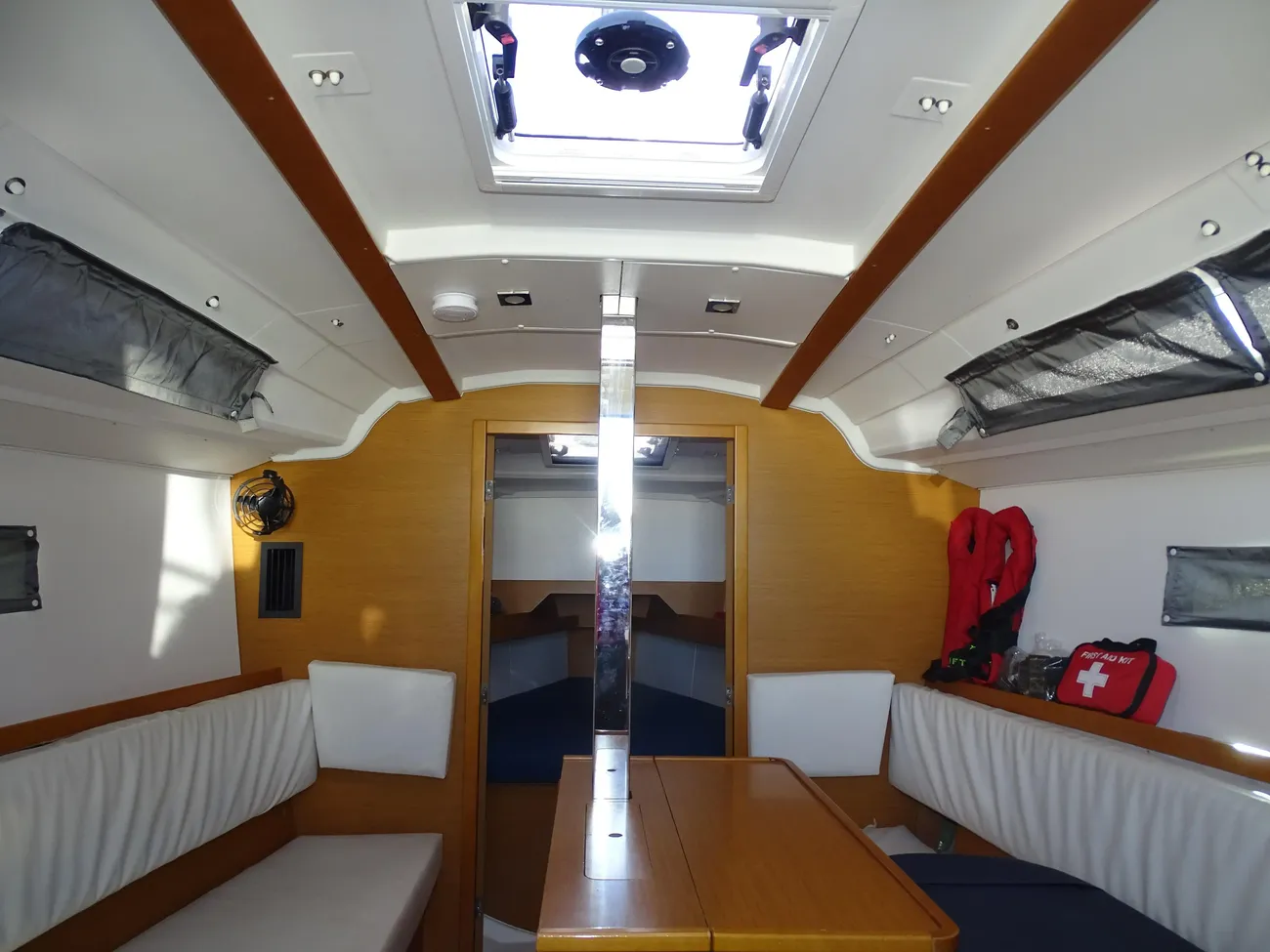 Jeanneau Sun Odyssey 349 usado à venda