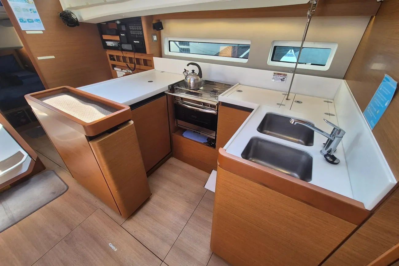 Jeanneau Sun Odyssey 440 usata in vendita