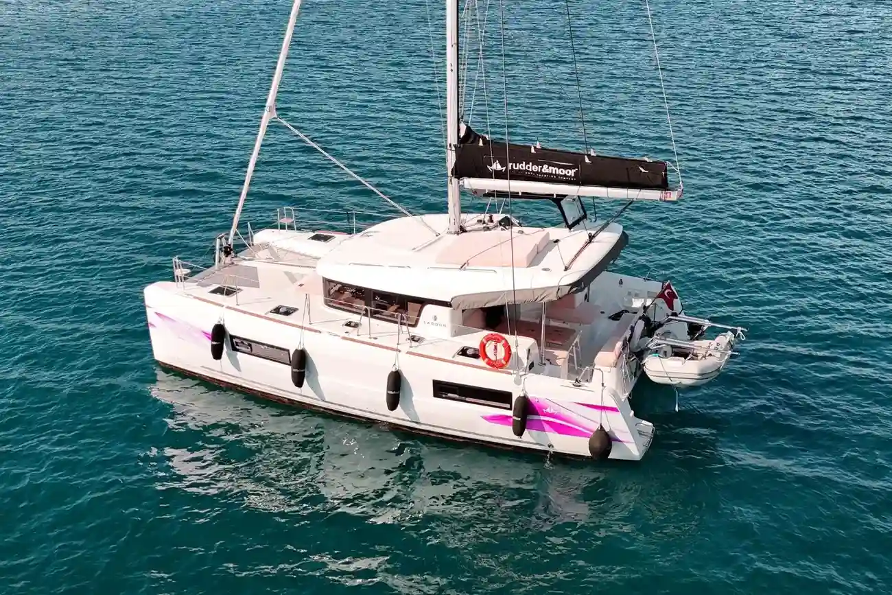 Lagoon 40 usata in vendita