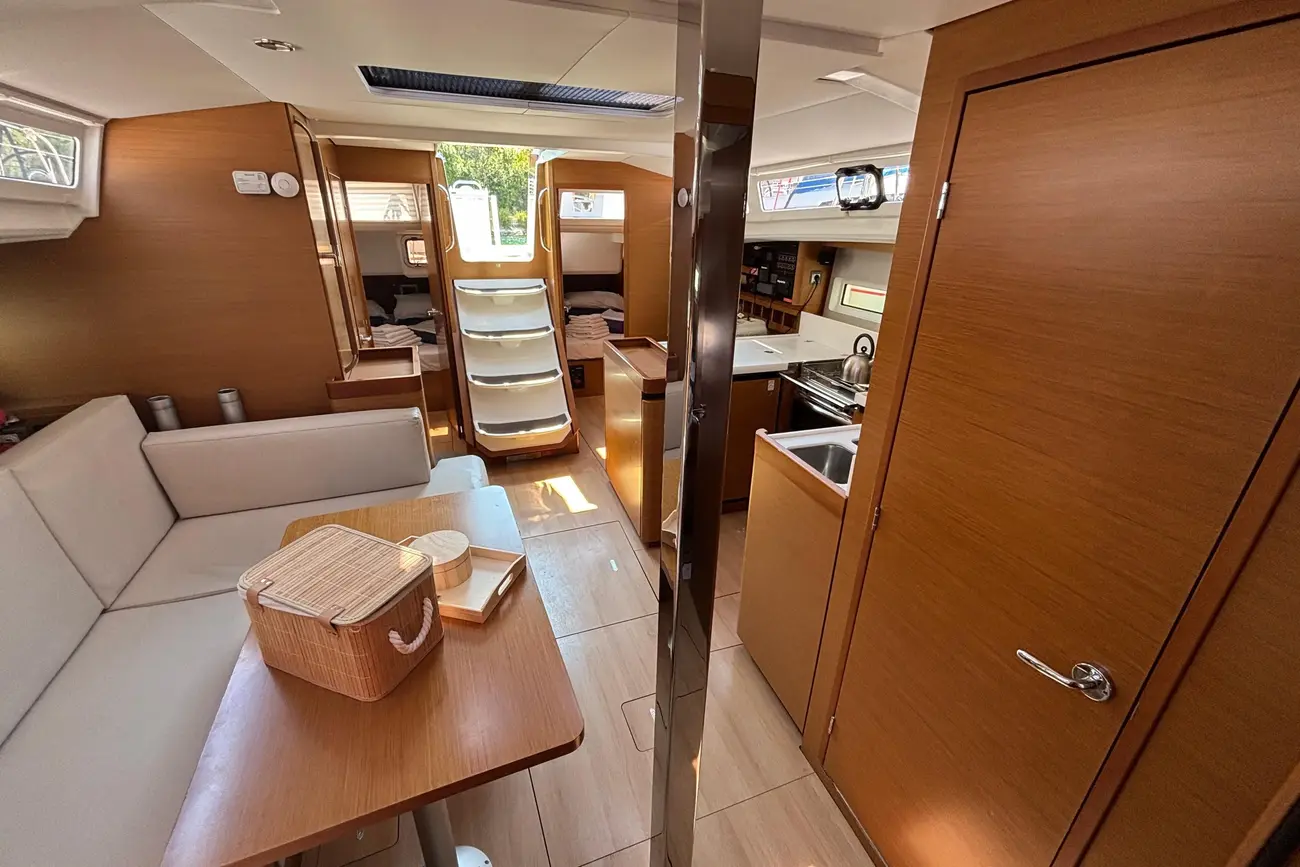 Jeanneau Sun Odyssey 440 usata in vendita