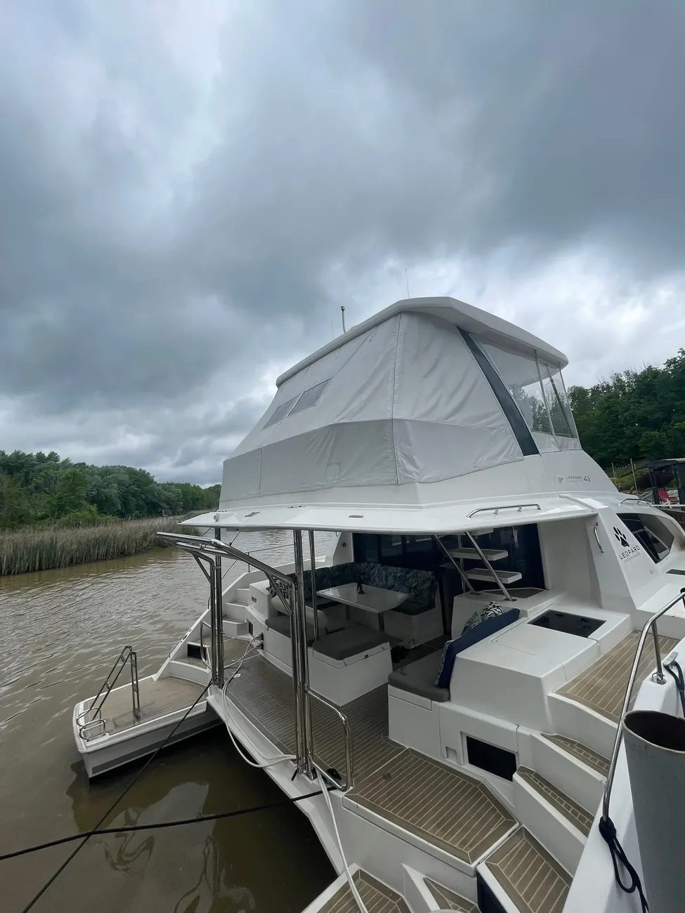 Leopard 43 Powercat de segunda mano en venta