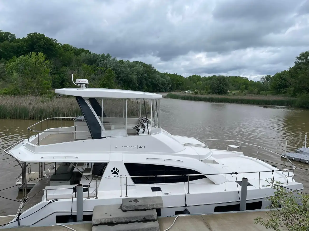 Leopard 43 Powercat de segunda mano en venta
