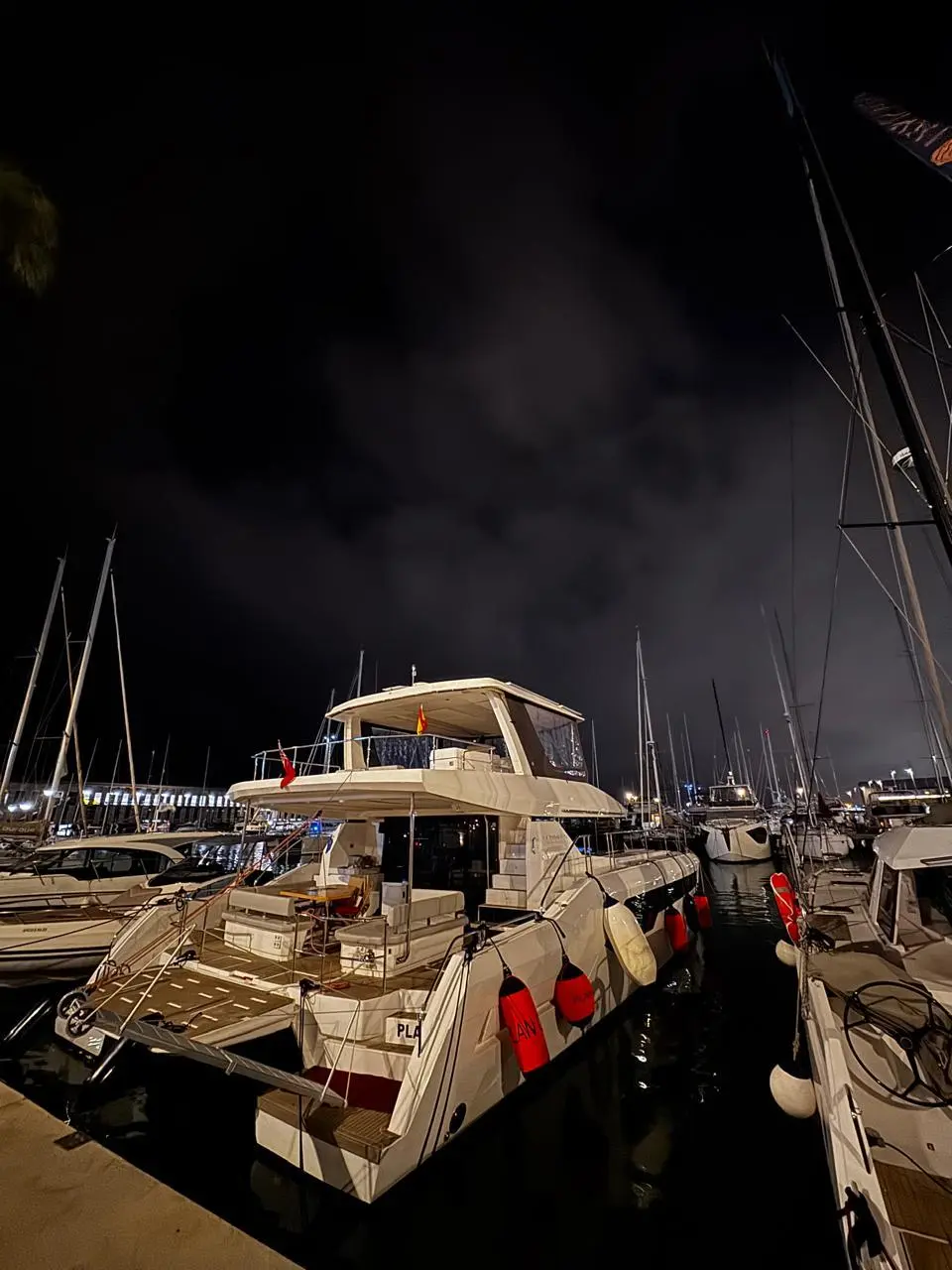 Leopard 53 Powercat usata in vendita