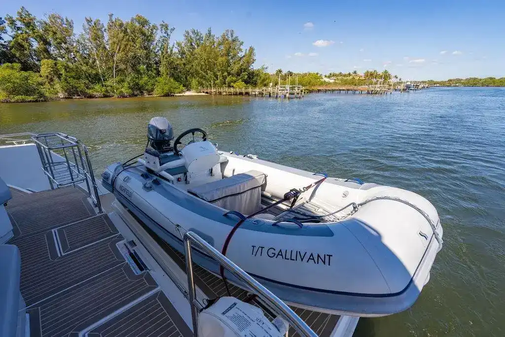 Leopard 53 Powercat usado à venda