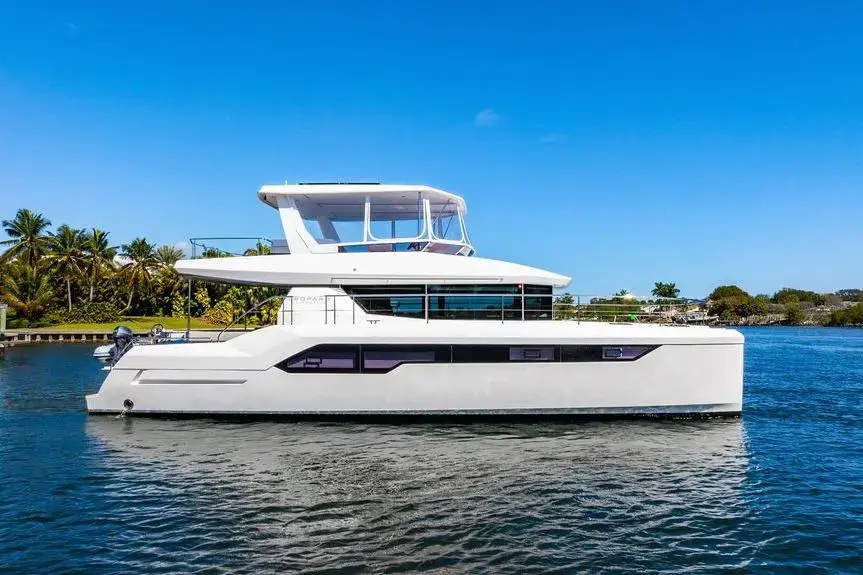Leopard 53 Powercat usado à venda