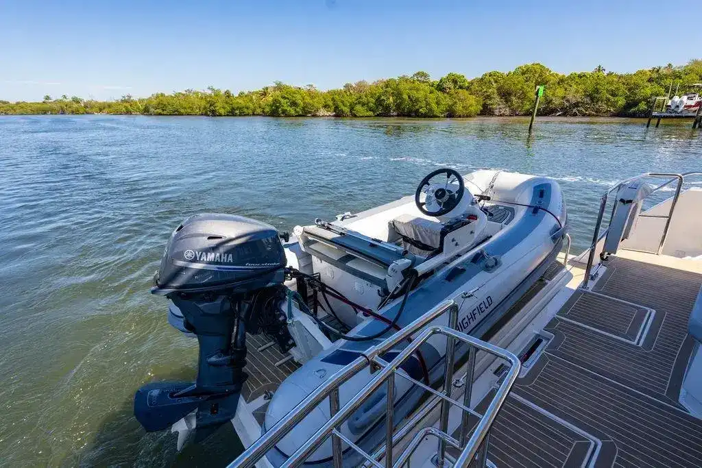 Leopard 53 Powercat usado à venda