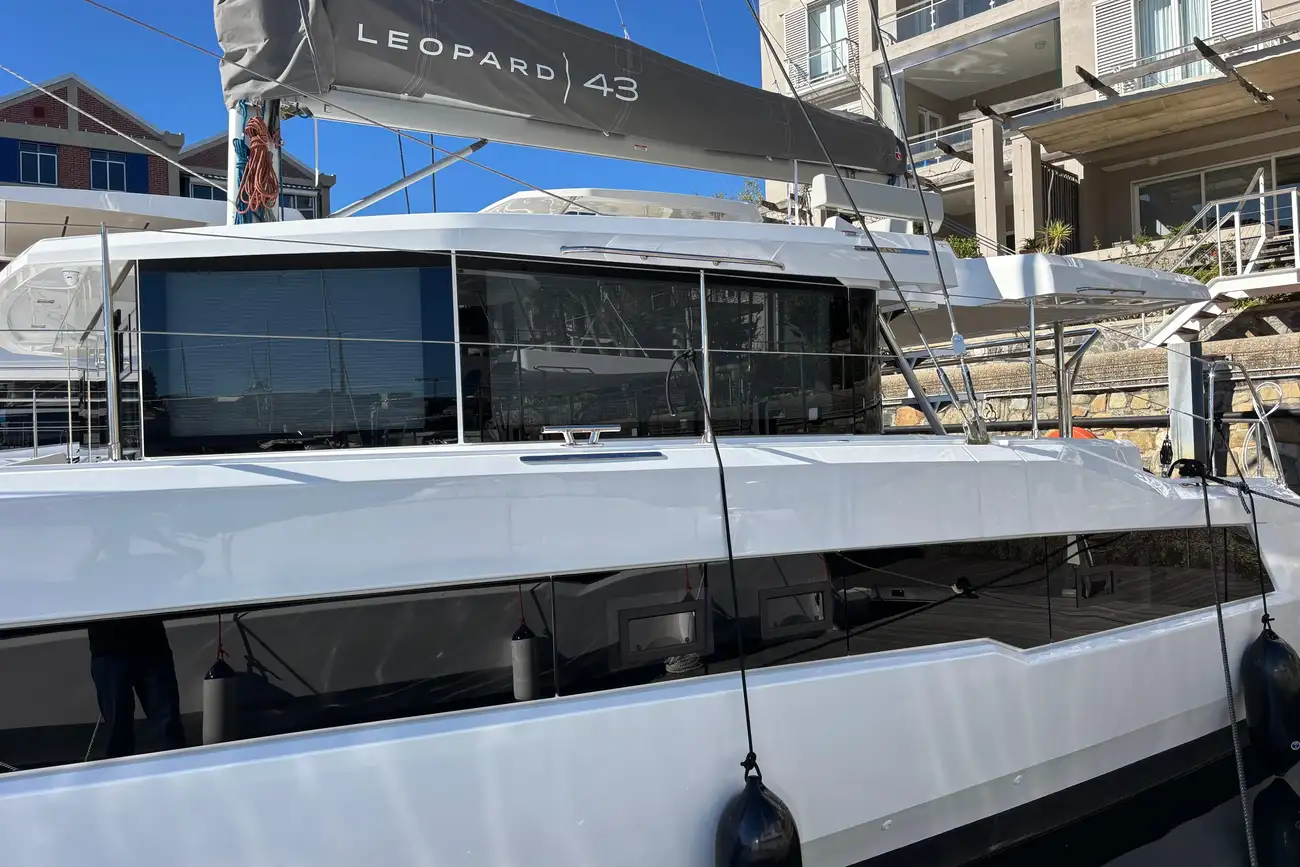 Leopard 43 de segunda mano en venta