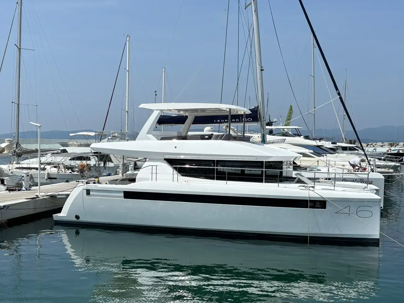 Leopard 46 Powercat usado à venda