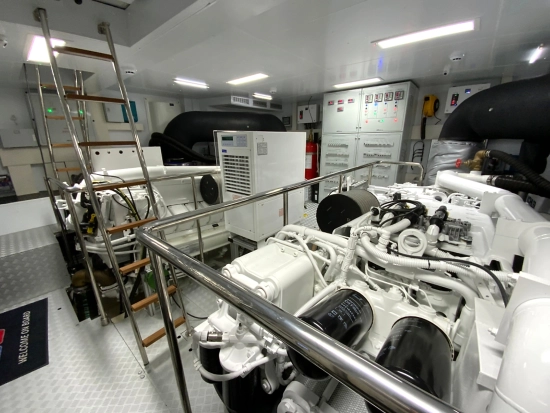 Riva Basilic Corsaro 100 usado à venda