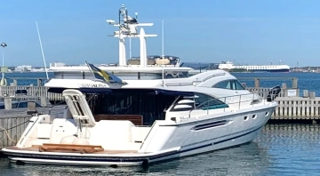 Fairline Squadron 58 Fly usado à venda