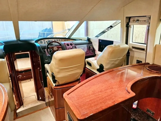 Fairline Squadron 58 Fly usado à venda