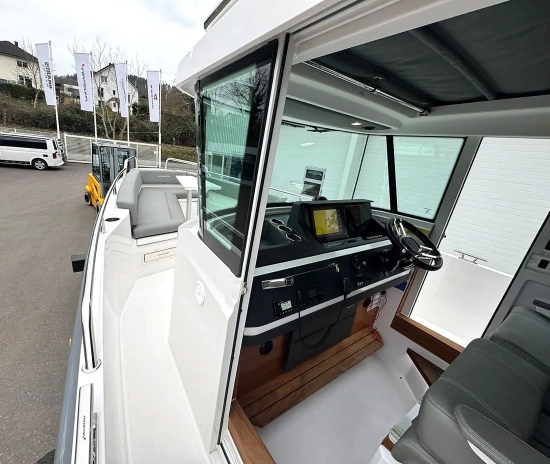 Axopar 28 Cabin usata in vendita