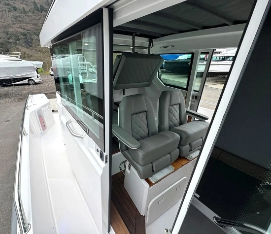 Axopar 28 Cabin usata in vendita