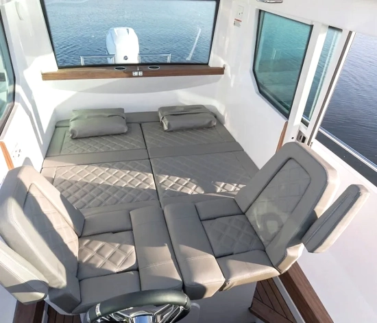 Axopar 28 Cabin usado à venda