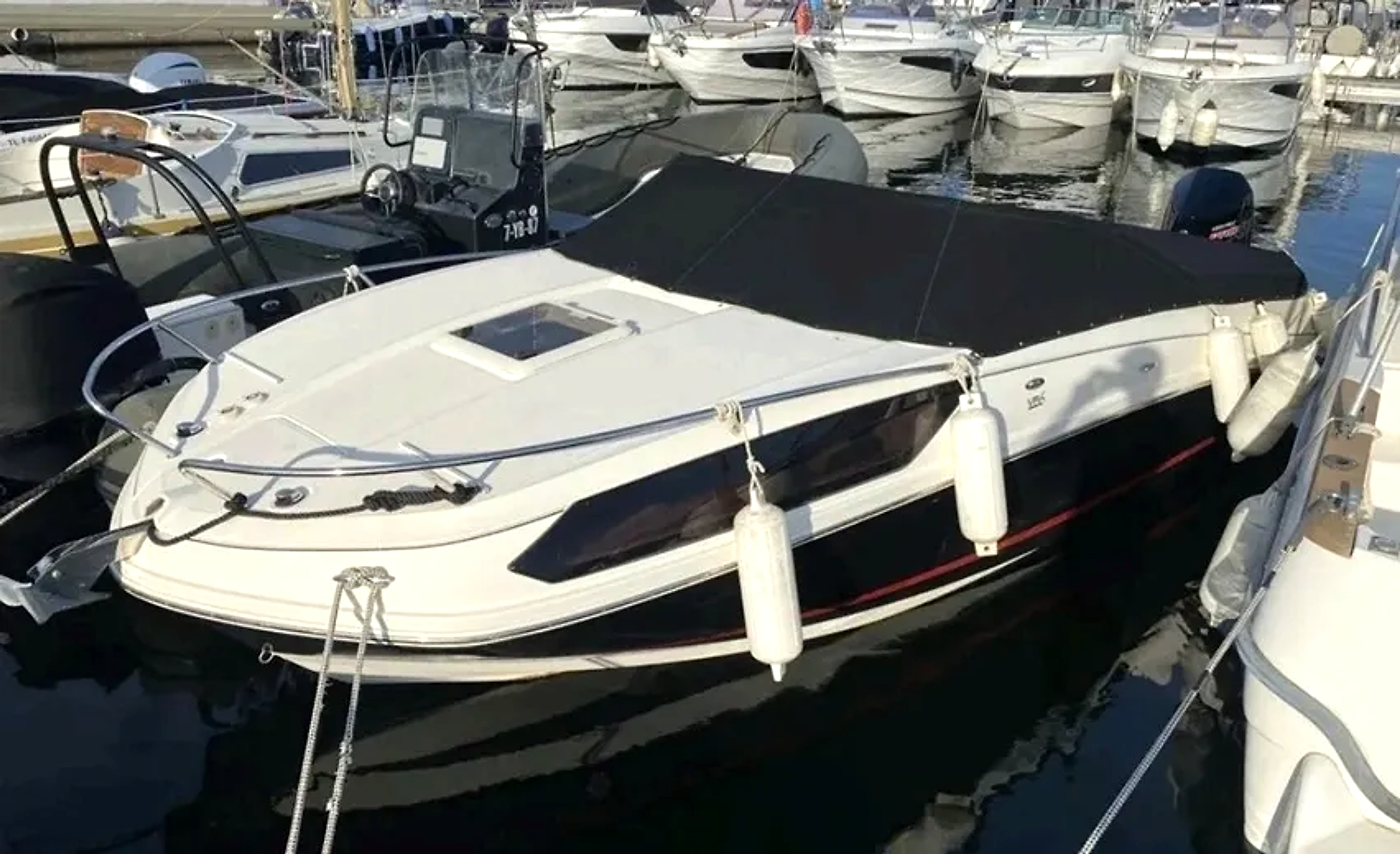 Bayliner Vr6 Cuddy de segunda mano en venta