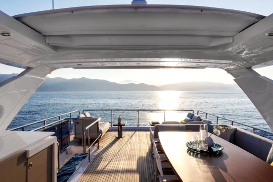 Azimut 72 Flybridge usata in vendita
