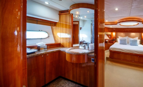 Sunseeker 82 Yacht usado à venda