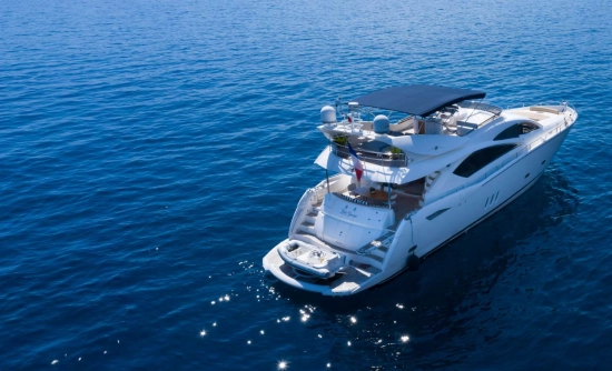 Sunseeker 82 Yacht usado à venda