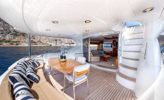 Sunseeker 82 Yacht usado à venda
