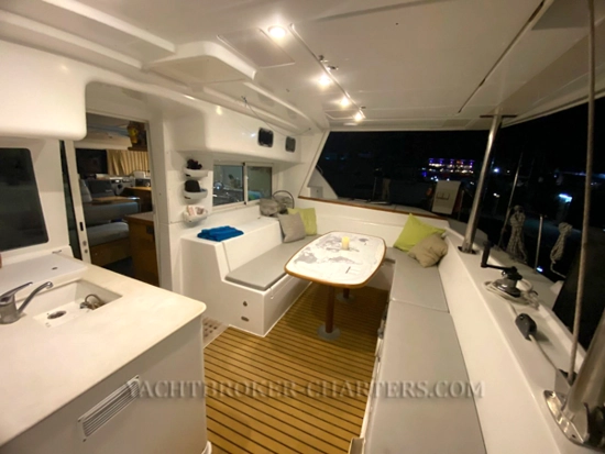 Lagoon 440 usata in vendita