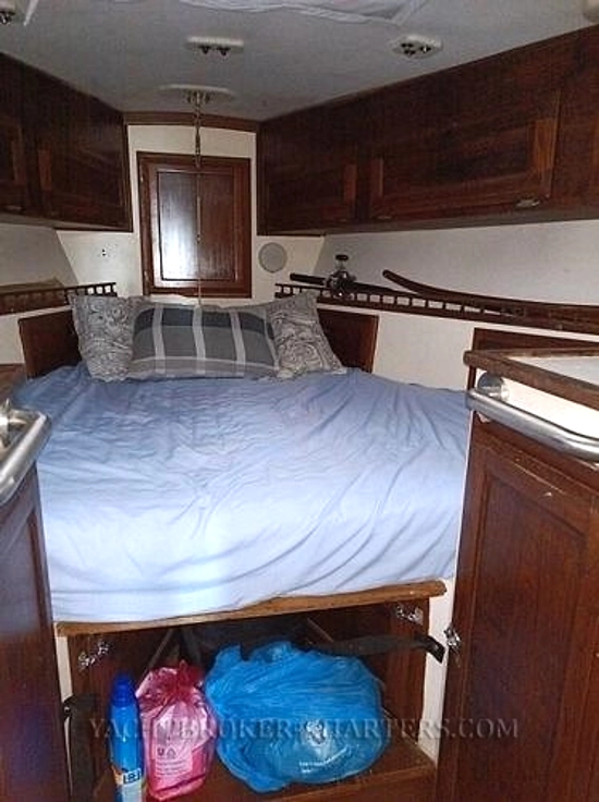 Columbia Yacht 43 usata in vendita