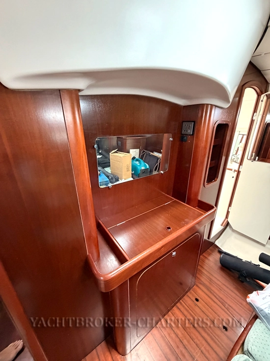 Beneteau Oceanis Clipper 40 CC usado à venda