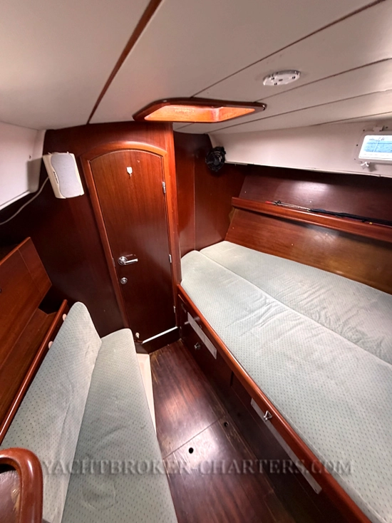 Beneteau Oceanis Clipper 40 CC usado à venda