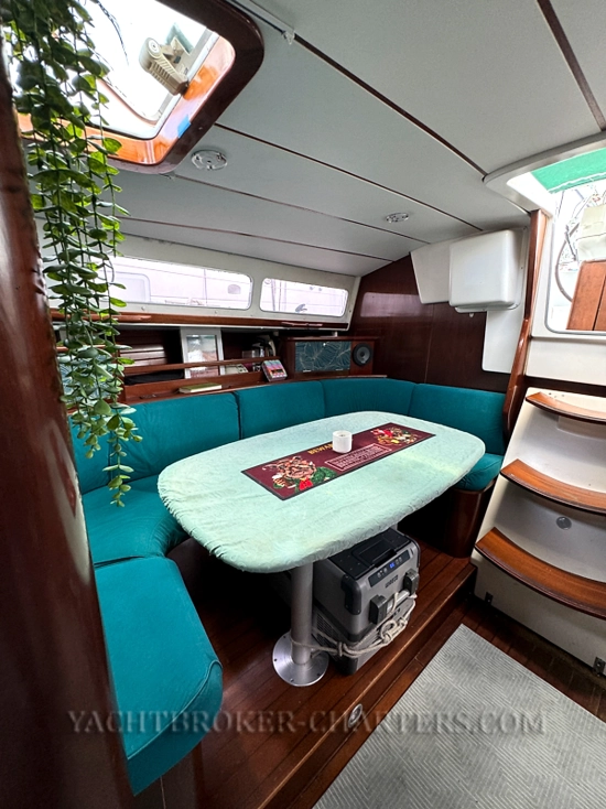 Beneteau Oceanis Clipper 40 CC usado à venda