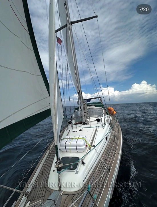 Beneteau Oceanis Clipper 40 CC usado à venda