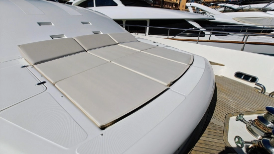 Ferretti Custom Line 94 usata in vendita