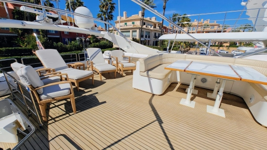 Ferretti Custom Line 94 usata in vendita