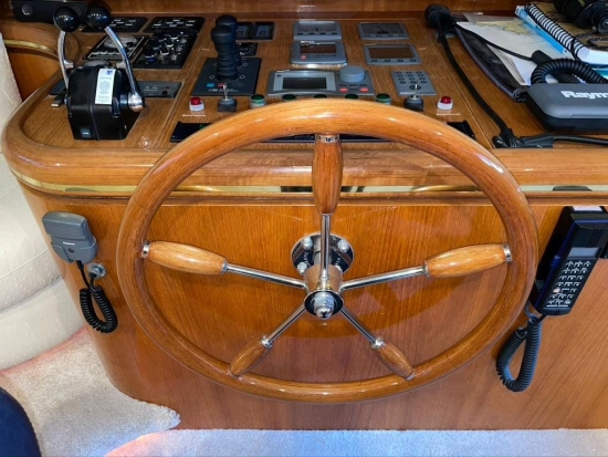 Elegance Yacht 82 de segunda mano en venta