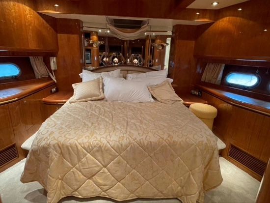 Elegance Yacht 82 de segunda mano en venta