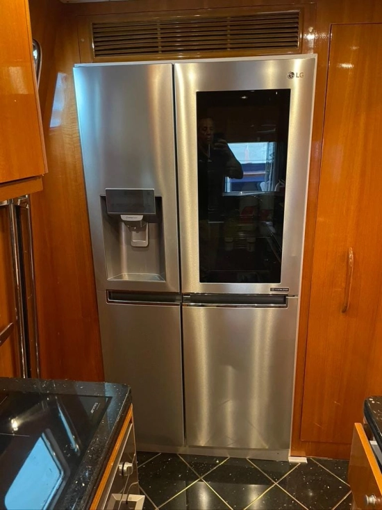 Elegance Yacht 82 de segunda mano en venta